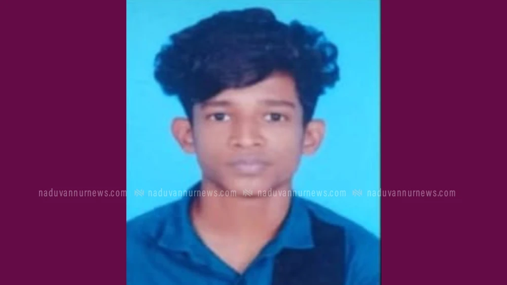 ചാനിയം കടവ് പുഴയില്‍ ആണ്‍കുട്ടിയെ മരിച്ച നിലയില്‍ കണ്ടെത്തി