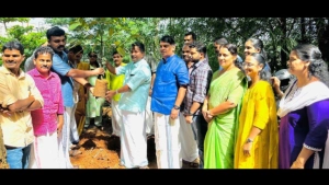 
                        മേപ്പയൂർ ജി.വി.എച്ച്.എസ്.എസും മേപ്പയൂർ സർവ്വീസ് സഹകരണ ബാങ്കും സംയുക്തമായി പരിസ്ഥിതി ദിനാചരണം നടത്തി