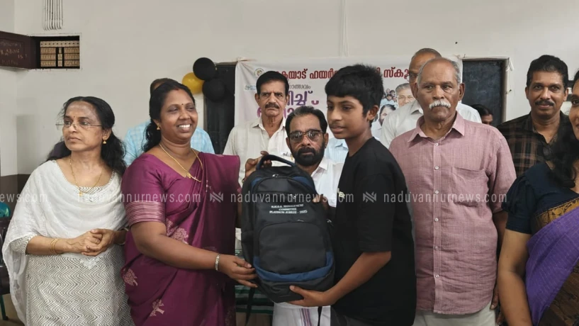  എസ്.എസ്.എൽ.സി വിജയിച്ച  മുഴുവൻ കുട്ടികൾക്കും ഉപരി പഠനം ഉറപ്പ് വരുത്തി വാകയാട് എച്ച്.എസ്.എസ് 