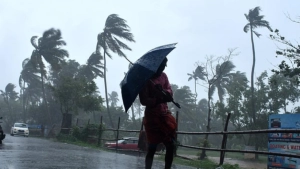 
                        കോഴിക്കോട് ജില്ലയിലെ വിദ്യാഭ്യാസ സ്ഥാപനങ്ങൾക്ക് നാളെ (തിങ്കളാഴ്ച) അവധി