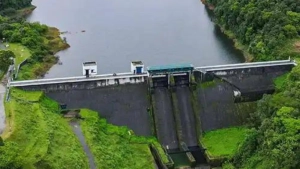 
                        കക്കയം ഡാമിന്റെ രണ്ട് ഷട്ടറുകളും തുറന്നു; കുറ്റ്യാടി പുഴക്കരയിൽ താമസിക്കുന്നവർ ജാഗ്രത പാലിക്കുക