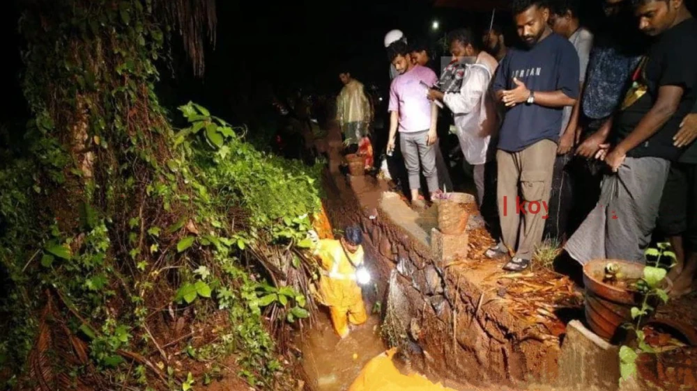 കോവൂരിൽ ഓടയിൽ വീണ് കാണാതായ ശശിയുടെ മൃതദേഹം കണ്ടെത്തി