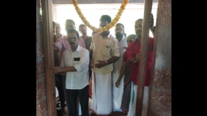 
                        സേവാഭാരതി മഞ്ഞക്കുളത്ത് നിർമ്മിക്കുന്ന വീടിൻ്റെ കാട്ടിലവെപ്പ് കർമ്മം നടത്തി