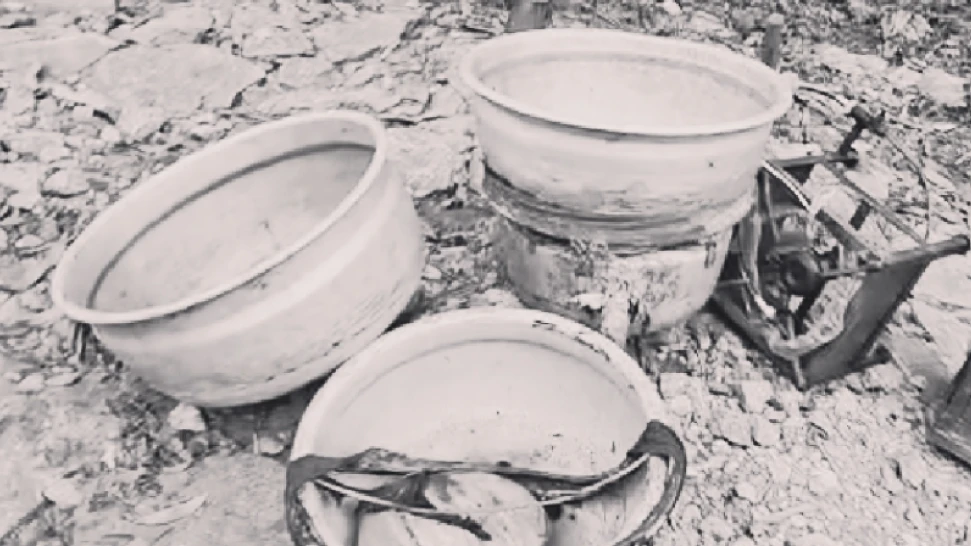 താമരശ്ശേരിയിൽ 950 ലിറ്റർ വാഷ് വാറ്റുപകരണങ്ങളും എക്സൈസ് സംഘം പിടികൂടി