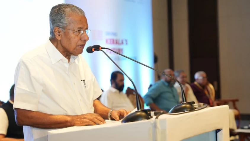  'അതിദാരിദ്ര്യമുക്ത സംസ്ഥാനം', മലയാളികൾക്ക് അഭിമാനിക്കാവുന്ന മാനവിക മാതൃക: മുഖ്യമന്ത്രി