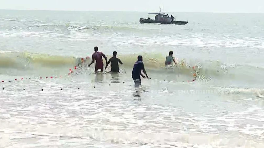  കണ്ണൂർ പയ്യാമ്പലം ബീച്ചിൽ തിരയില്‍പ്പെട്ട് മൂന്ന് മെഡിക്കൽ വിദ്യാർത്ഥികൾക്ക് ദാരുണാന്ത്യം