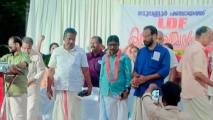 ഷാഹുൽഹമീദ് നടുവണ്ണൂരും മലോൽ നാരായണൻ മാസ്റ്ററും ഇടതു പക്ഷത്തേക്ക്