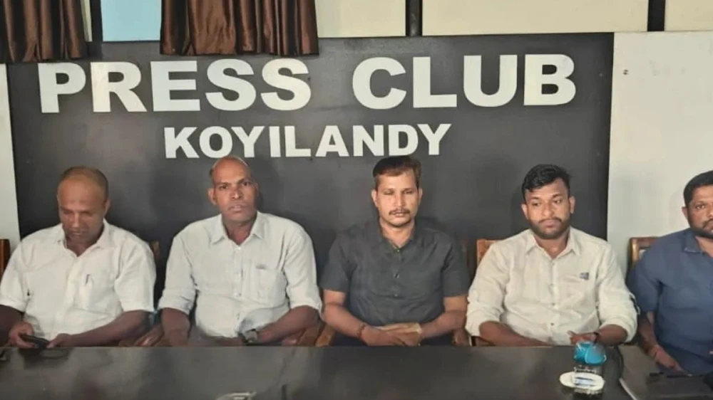  തങ്കമല എസ്റ്റേറ്റിലെ കരിങ്കൽ ഖനനം; ദേശീയ ഹരിത ട്രൈബ്യൂണൽ  കേസെടുത്ത് നോട്ടീസ് അയക്കാൻ ഉത്തരവ്