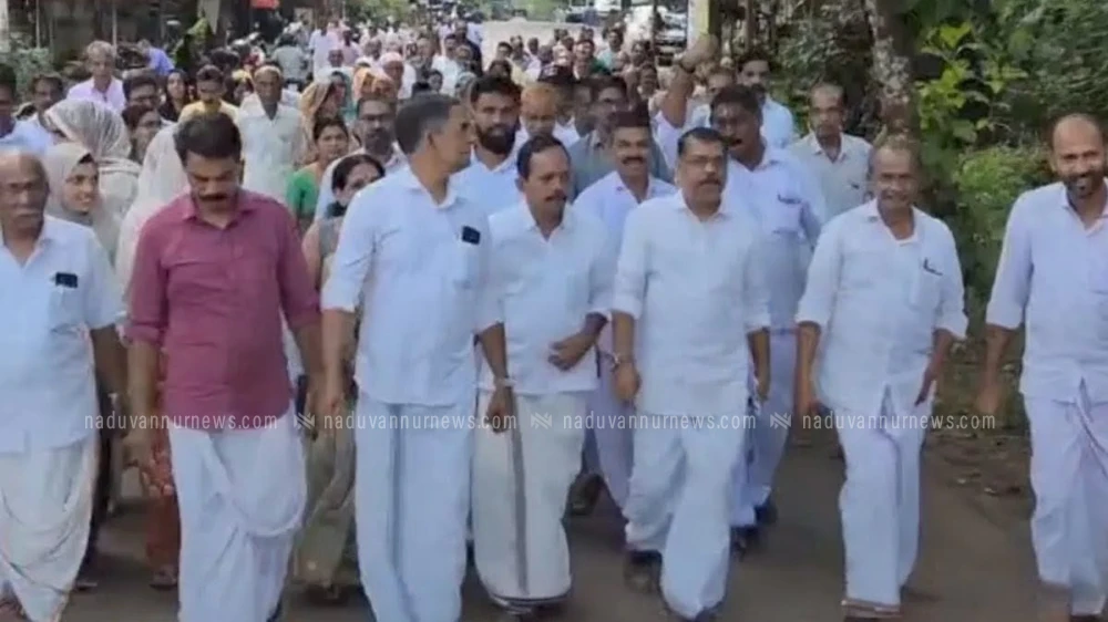  കീഴരിയൂരിൽ യുഡിഎഫ് സ്ഥാനാർത്ഥികൾ നാമനിർദ്ദേശപത്രിക സമർപ്പിച്ചു