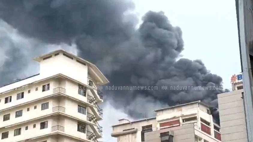  തീ പിടുത്തമുണ്ടായ കോഴിക്കോട് ബേബി മെമ്മോറിയൽ ആശുപത്രിയിലെ തീ പൂർണമായും അണച്ചു