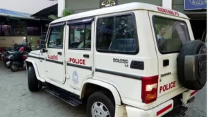 
                        പ്രതിയെ പിടിക്കുന്നതിനിടെ പൊലീസുകാരെ കുത്തി പരിക്കേല്പിച്ചു