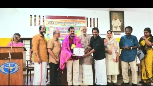 ഗുരു ശ്രേഷ്ഠ അവാർഡ് വി.സി. ഷാജി മാസ്റ്റർ ഏറ്റുവാങ്ങി