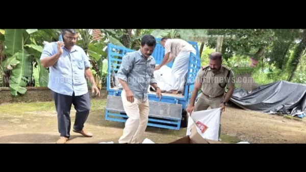  അനധികൃതമായി സൂക്ഷിച്ച പുകയില ഉൽപന്നങ്ങളും വിദേശ സിഗരറ്റും പിടികൂടി