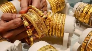 സ്വർണവില കുറഞ്ഞു; 1400 രൂപ കുറഞ്ഞ് പവന് 95,960 രൂപയായി സ്വർണവില കുറഞ്ഞു; 1400 രൂപ കുറഞ്ഞ് പവന് 95,960 രൂപയായി