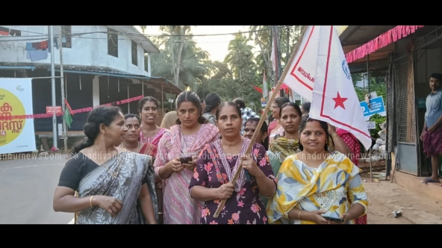  വനിതകൾക്ക് ഗവൺമെന്റ് ആനുകൂല്യങ്ങൾ വർദ്ധിപ്പിച്ചതിൽ നൊച്ചാട് ആഹ്ലാദ പ്രകടനം നടത്തി
