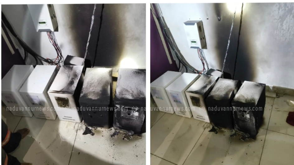 മേപ്പയൂരിൽ സോളാർ പാനലിനൊപ്പമുള്ള ബാറ്ററി യൂണിറ്റിന് തീപ്പിടിച്ചു