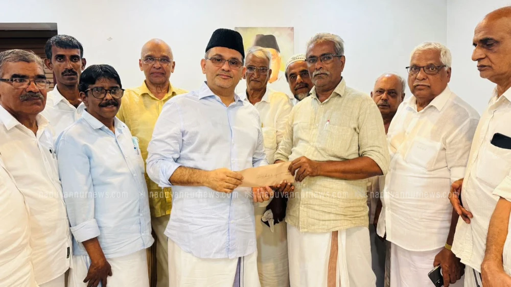  കിഴക്കോട് ജുമാമസ്ജിദ് ചുറ്റുമതിൽ നിർമ്മാണം: ധന സമാഹരണത്തിന് തുടക്കമായി 