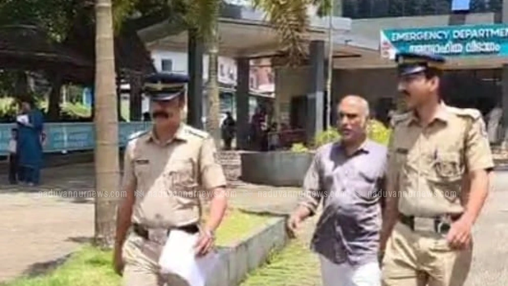  താമരശ്ശേരിയിൽ വിദ്യാർത്ഥിക്ക് നേരെ ബസ്സിൽ ലൈംഗികതിക്രമം നടത്തിയ മധ്യവയസ്കൻ പിടിയിൽ