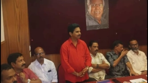 പ്രശസ്ത നടൻ തിലകന് സ്മാരകം നിർമ്മിക്കണം.