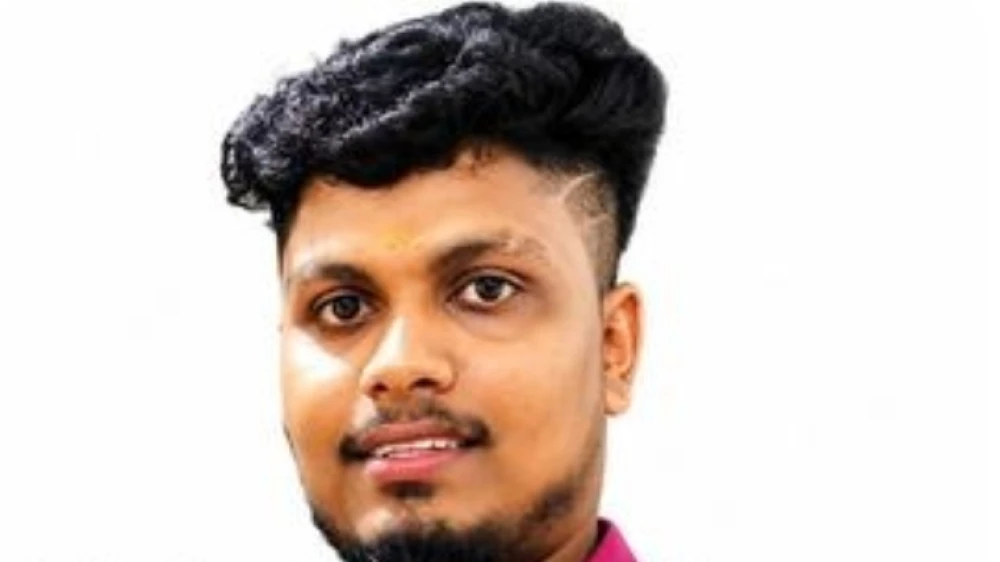  മെഡിക്കൽ കോളജിന് സമീപം കായക്കൊടി സ്വദേശിയെ ജീപ്പിനുള്ളിൽ മരിച്ച നിലയിൽ കണ്ടെത്തി