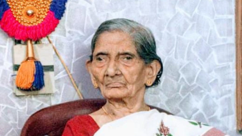  കിഴക്കേ പാലക്കാട്ടില്ലത്ത് ഉമ ദേവി അന്തർജനം നിര്യാതയായി