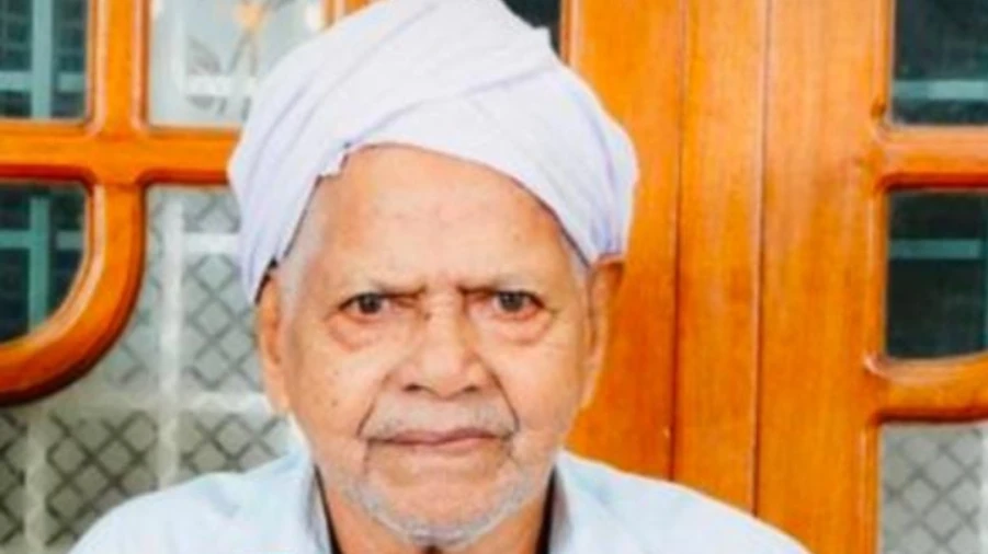  എടക്കുറുങ്ങോട്ട് മൊയ്തി (98) നിര്യാതയായി.