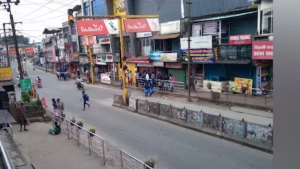 
                        ഗൂഡല്ലൂരിൽ48 മണിക്കൂർ ഹർത്താൽ വാഹനങ്ങൾ തിരിച്ചുവിടുന്നു