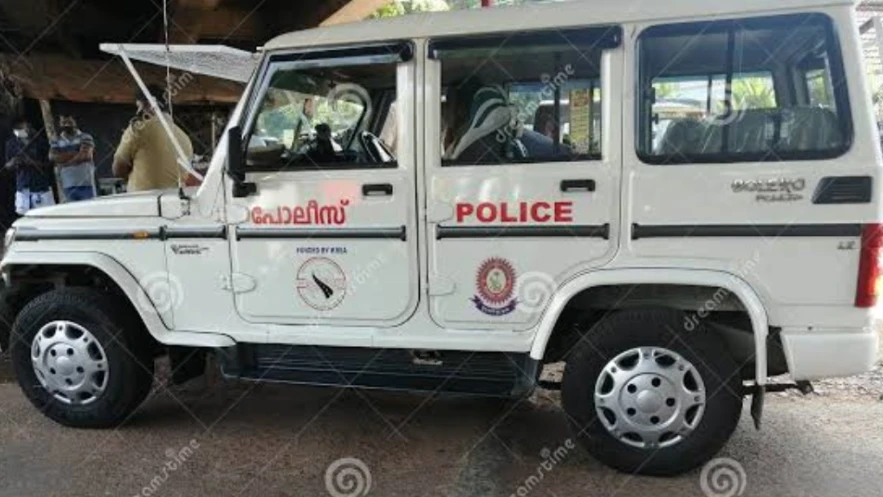 ചോമ്പാല മാടക്കരപ്പള്ളി തർക്കം പോലീസുകാർക്ക് സ്ഥലംമാറ്റം .