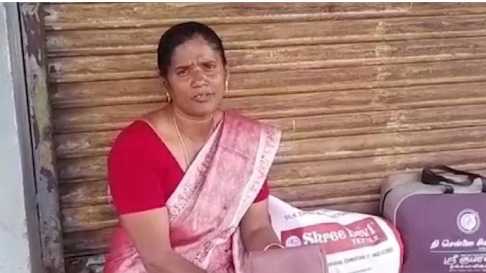ചില്ലറ നല്കാത്തതിനാൽ യാത്രക്കാരിയെ കെ എസ് ആർ ടി സി ബസിൽ നിന്നും ഇറക്കി വിട്ടു.