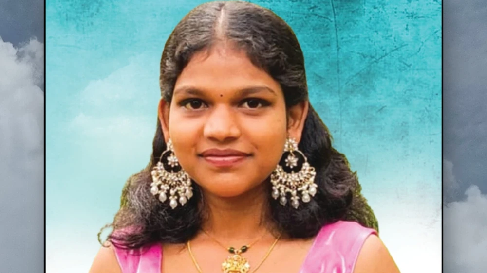  പ്ലസ് ടു വിദ്യാർഥിനി മരിച്ചു
