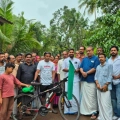 അഭിലാഷ് പുത്തഞ്ചേരി തൂഫാൻ സൈക്കിൾ യാത്ര കഴിഞ്ഞ് തിരിച്ചെത്തി