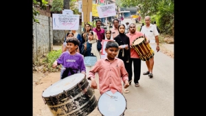 ജനകീയ വായനശാല വെള്ളിയൂർ അക്ഷര കരോൾ സംഘടിപ്പിച്ചു