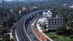 
                                        കോഴിക്കോട് നിർമാണ പ്രവൃത്തി പൂർത്തിയാകും മുമ്പേ ടോൾ പിരിക്കുന്നതിനെതിരെ ലോക്സ‌ഭയിൽ പ്രതിഷേധമറിയിച്ച് എം.കെ. രാഘവൻ എം.പി. 