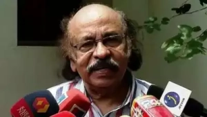 മുന്നണികൾ മാറി മാറി ഭരിക്കുന്നതാണ് നല്ലത്'; നിലപാടിൽ ഉറച്ച് കെ.സച്ചിദാനന്ദൻ