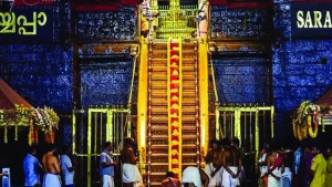 ശബരിമല ജീവനക്കാരുടെ ഇടപാടുകൾ സംശയകരം; അന്വേഷണത്തിന് ഉത്തരവിട്ട് ഹൈക്കോടതി