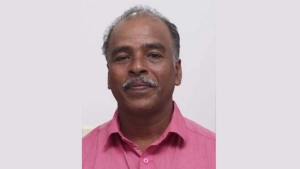 
                        കണ്ണൂരില്‍ കര്‍ഷകന്‍ ജീവനൊടുക്കി; മരിച്ചത് സംസ്ഥാന പുരസ്‌കാരം നേടിയ കര്‍ഷകന്‍