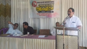 പ്ലാസ്റ്റിക് നിരോധിച്ചത് വ്യാപാരികൾക്ക് ദ്രോഹമാകുന്നു