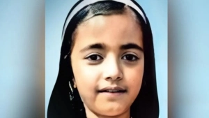 
                        ഫ്രിഡ്‌ജിൽ സൂക്ഷിച്ച ഭക്ഷണം കഴിച്ച  ഏഴു വയസ്സുകാരി മരിച്ചു;ഉമ്മയും സഹോദരിയും ആശുപത്രിയിൽ