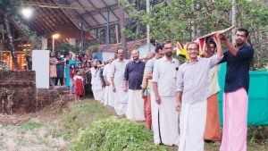 കാവുന്തറ വാഴോത്ത് ശ്രീ പരദേവവത ക്ഷേത്രോത്സവം കൊടിയേറി