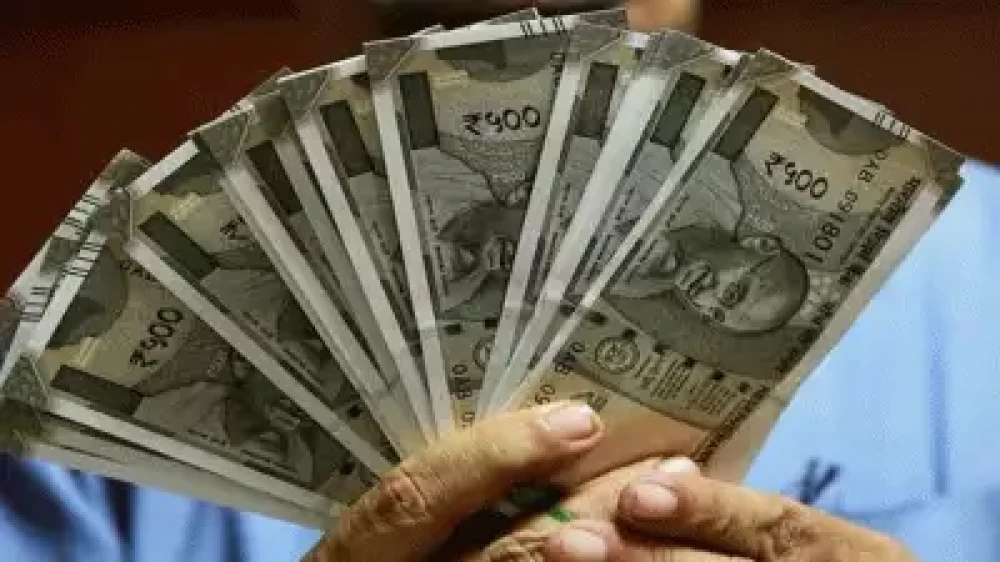  സംസ്ഥാന സർക്കാർ ജീവനക്കാർക്ക് ഇനി അഷ്വേർഡ് പെൻഷൻ; ഏപ്രിൽ ഒന്ന് മുതൽ നിലവിൽ വരും