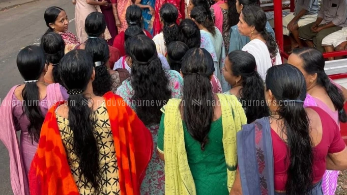  നൊച്ചാട്ട് വാർഡ് മെമ്പർക്കെതിരെ തൊഴിലുറപ്പ് തൊഴിലാളികളുടെ പ്രതിഷേധം