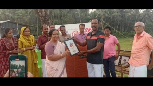 ഏർളി ബേർഡ്സ് കാരയിൽ നട കൂട്ടായ്മ പ്രതിഭകളെ ആദരിച്ചു