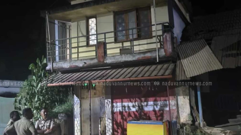  ഒറ്റപ്പാലത്ത് ദമ്പതികളെ വെട്ടിക്കൊന്നു; നാല് വയസ്സുള്ള പേരക്കുട്ടിക്ക് ഗുരുതര പരിക്ക്; യുവാവ് കസ്റ്റഡിയില്‍