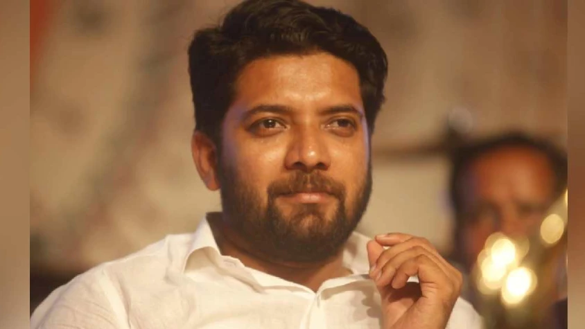  പാലക്കാട് ഷാഫി പറമ്പില്‍ എംപിക്ക് അറസ്റ്റ് വാറന്റ്