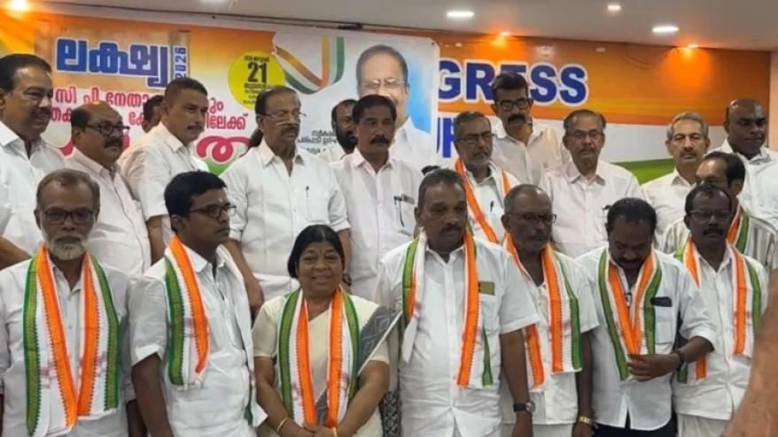  കണ്ണൂരിൽ എൻ.സി.പിയിൽ കൂട്ടരാജി; മുൻ സംസ്ഥാന സെക്രട്ടറി ഉൾപ്പെടെ 15 നേതാക്കൾ കോൺഗ്രസിൽ