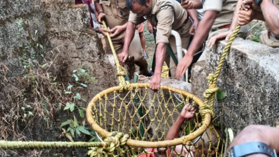  രാമനാട്ടുകരയിൽ കിണറ്റിൽ വീണയാളെ അഗ്നിശമനസേന രക്ഷപ്പെടുത്തി 