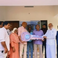 അരിക്കുളത്ത് ദാറുന്നുജൂം സ്നേഹഭവനം കൈമാറി