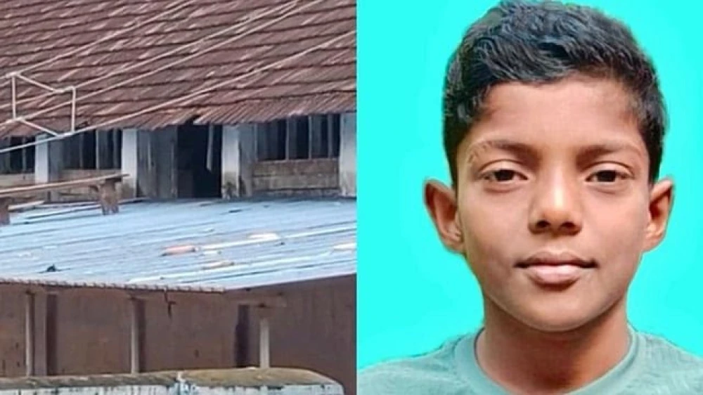  ചുവരില്‍ വരച്ച സ്വപ്ന വീട് യാഥാര്‍ത്ഥ്യമായി: മിഥുനായി നിര്‍മ്മിച്ച വീടിൻ്റെ താക്കോല്‍ കൈമാറി