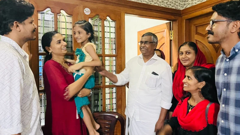  ലഹരി വിരുദ്ധ സന്ദേശവുമായി അധ്യാപകരുടെ ഗൃഹ സന്ദർശനം