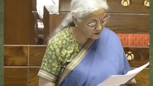 പൊതുമേഖ സ്ഥാപനങ്ങളുടെ ഓഹരികൾ കേന്ദ്ര സർക്കാർ വിറ്റഴിക്കുന്നു.